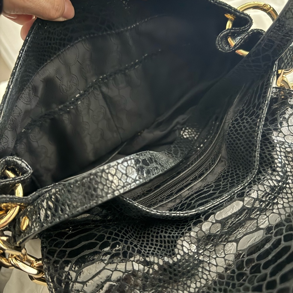 Michael Kors Black Crossbody Bag - Picture 5 of 8
